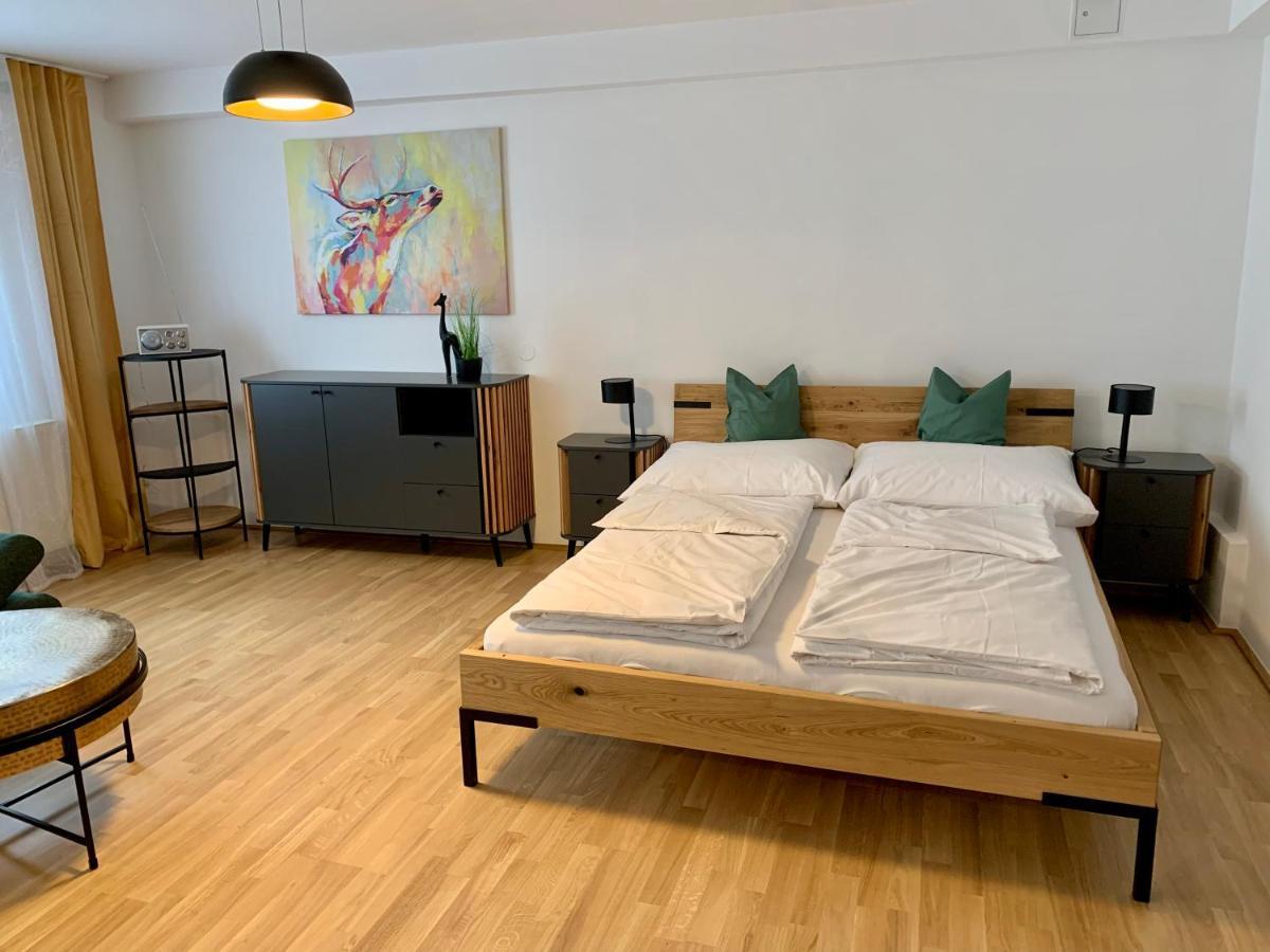 Air-Conditioned, Quiet Apartment With A Terrace In Center Of St Poelten - Smart Tv Sankt Poelten Exterior foto